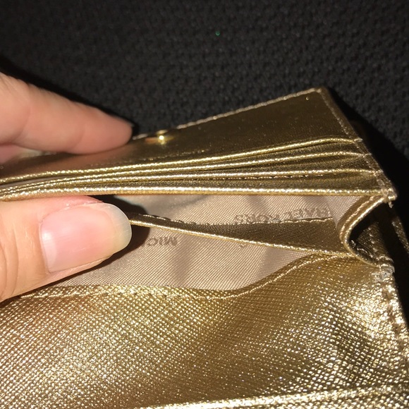 Michael Kors Gold Wallet - Picture 7 of 8